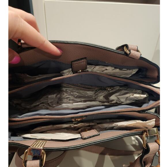 NWT Seven Days Vegan Leather Handbag/Crossbody Blush - Picture 2 of 4